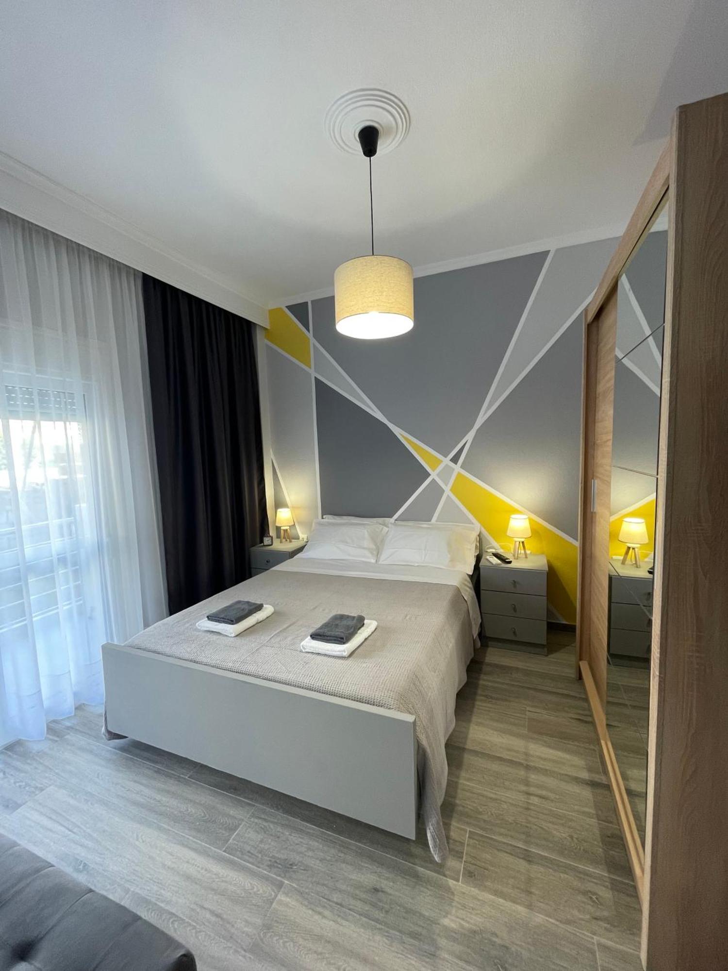 Dt Luxury Apartment Néa Péramos Kültér fotó