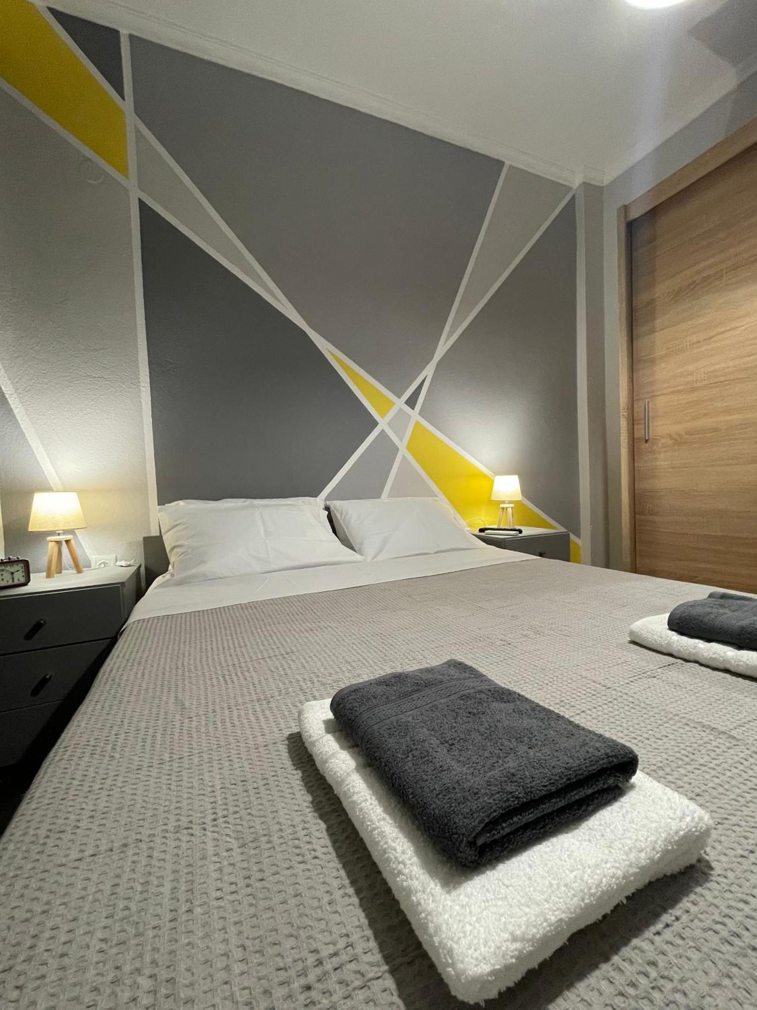Dt Luxury Apartment Néa Péramos Kültér fotó