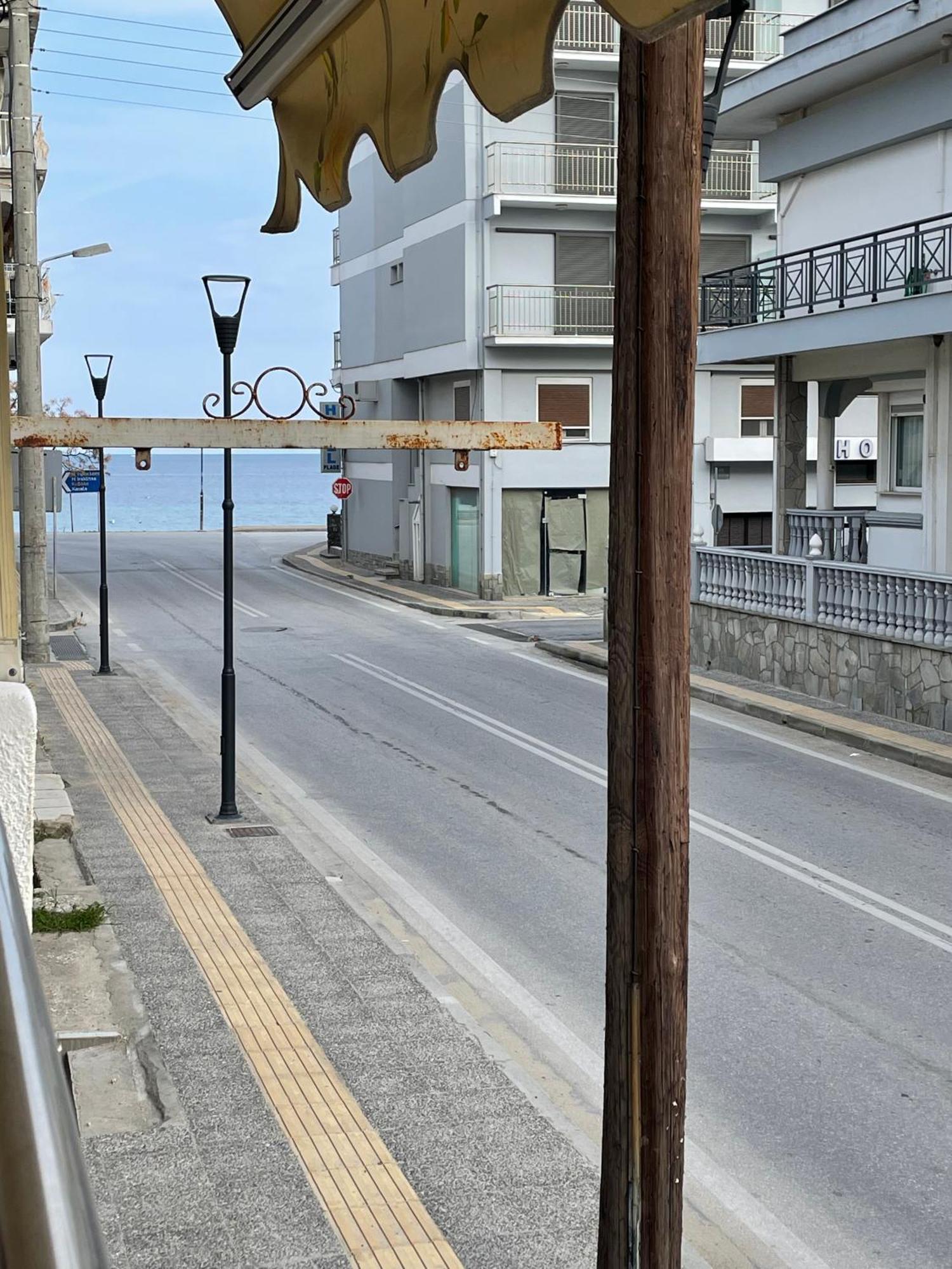 Dt Luxury Apartment Néa Péramos Kültér fotó